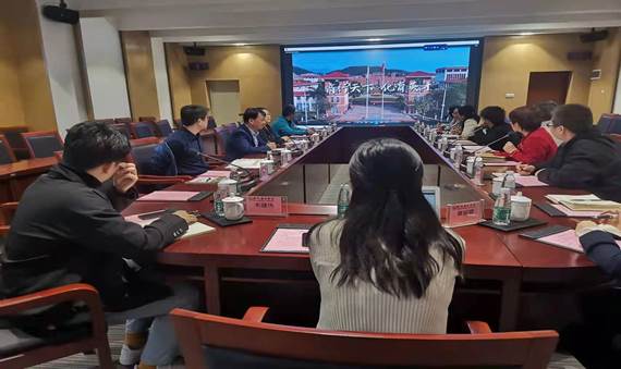 33b5a23873acd2132652d33b98ae5b5